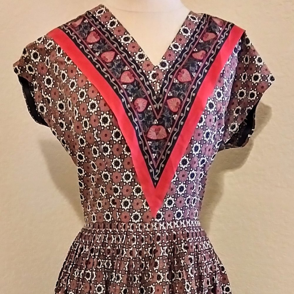 Vintage 1960s Heart Floral Calico Cotton  Dress